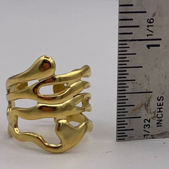 Ring, NWOT, stainless gold coloured, adjustable size, organic, minimalist - Picture 5 of 17